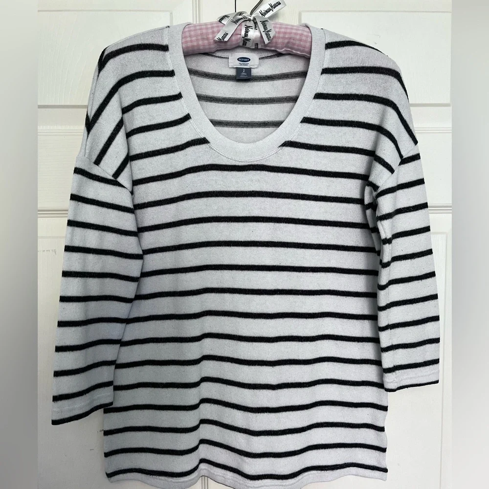 Old Navy 3/4 Sleeve Scoop Neck Lightweight Sweater-Bundle of 2-Size S Tall - Picture 3 of 9
